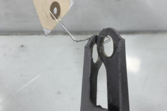 Charniere de capot TOYOTA YARIS 1