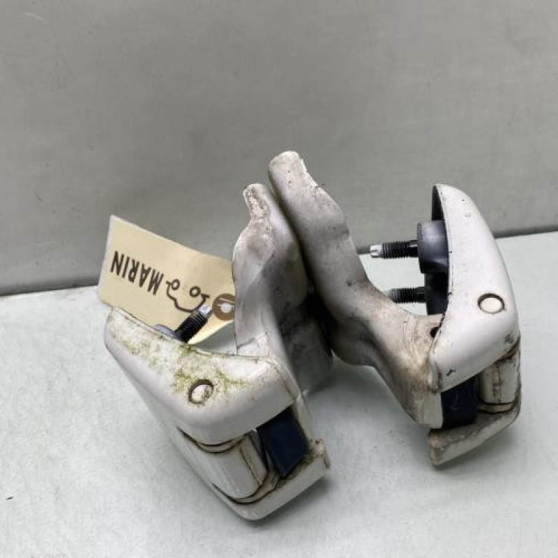 Charniere de porte de coffre gauche OPEL VIVARO 3 Photo n°3