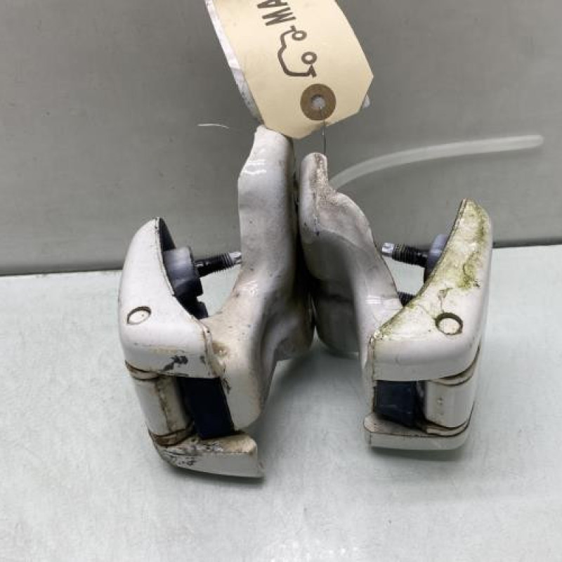 Charniere de porte de coffre droit OPEL VIVARO 3 Photo n°2