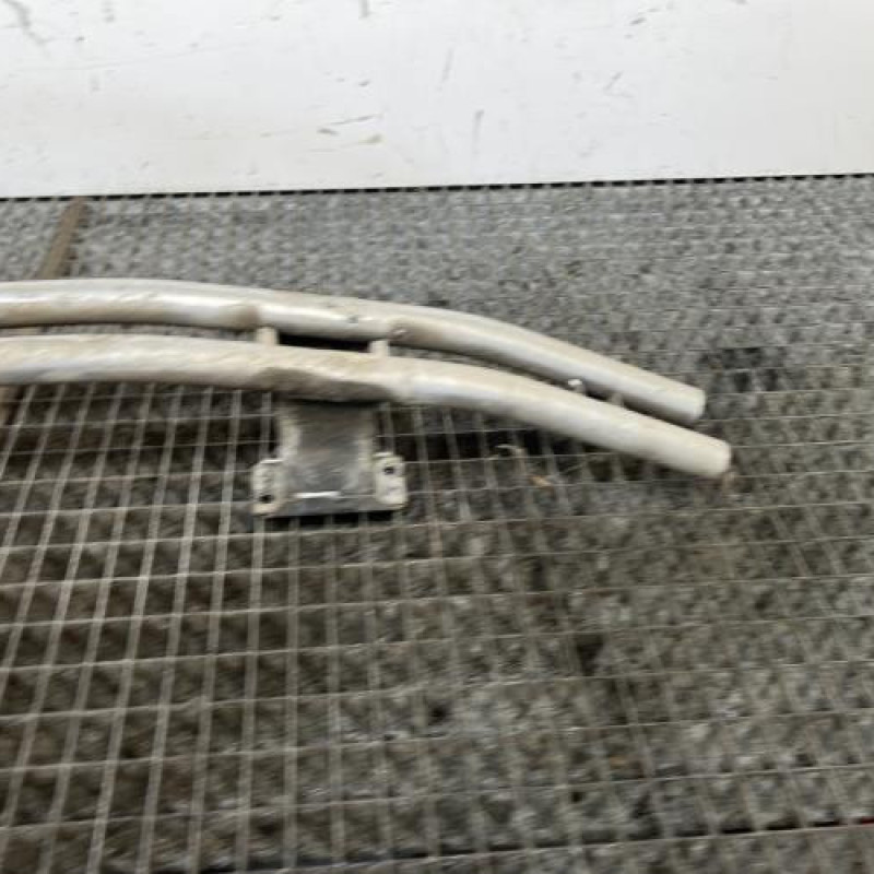 Renfort pare choc arriere (traverse) SUZUKI SWIFT 3 Photo n°3