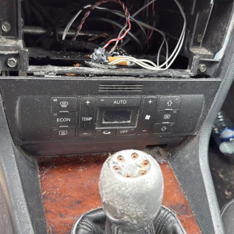 Porte avant gauche AUDI A4 1 Photo n°19