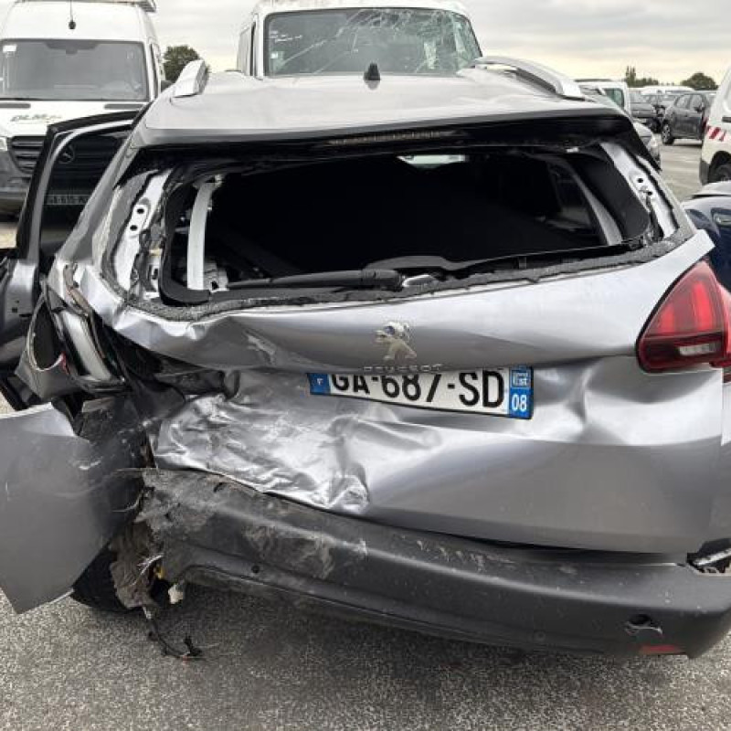 Vitre arriere droit PEUGEOT 2008 1 Photo n°9
