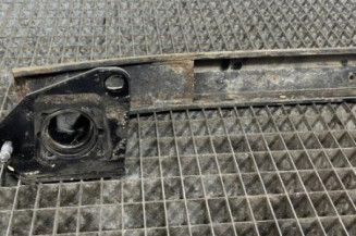 Renfort pare choc arriere (traverse) OPEL CORSA D