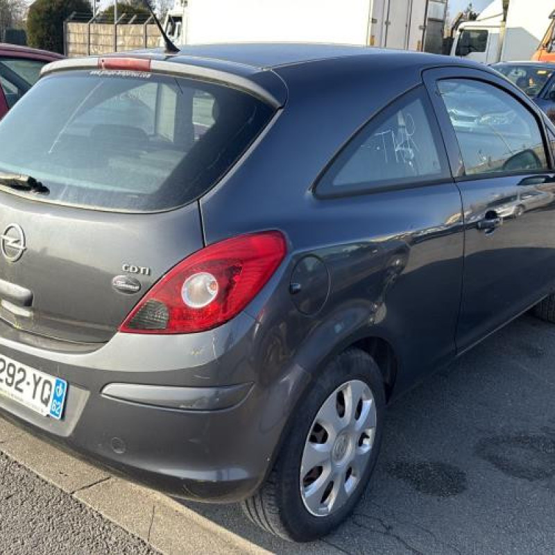 Moteur OPEL CORSA D Photo n°3