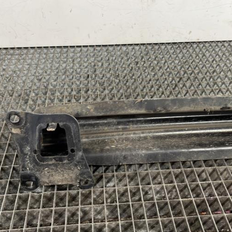 Renfort pare choc arriere (traverse) VOLKSWAGEN SCIROCCO 3 Photo n°5