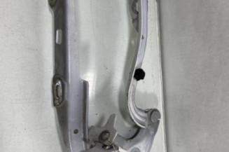 Charniere de capot OPEL ASTRA K Photo n°1
