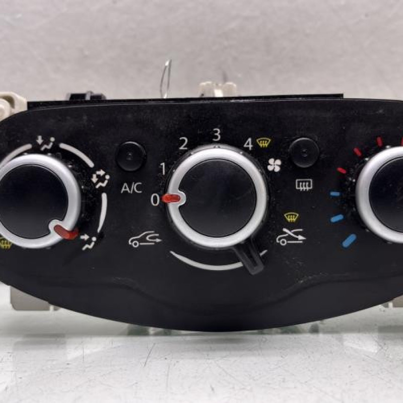 Commande chauffage RENAULT TWINGO 3 Photo n°1