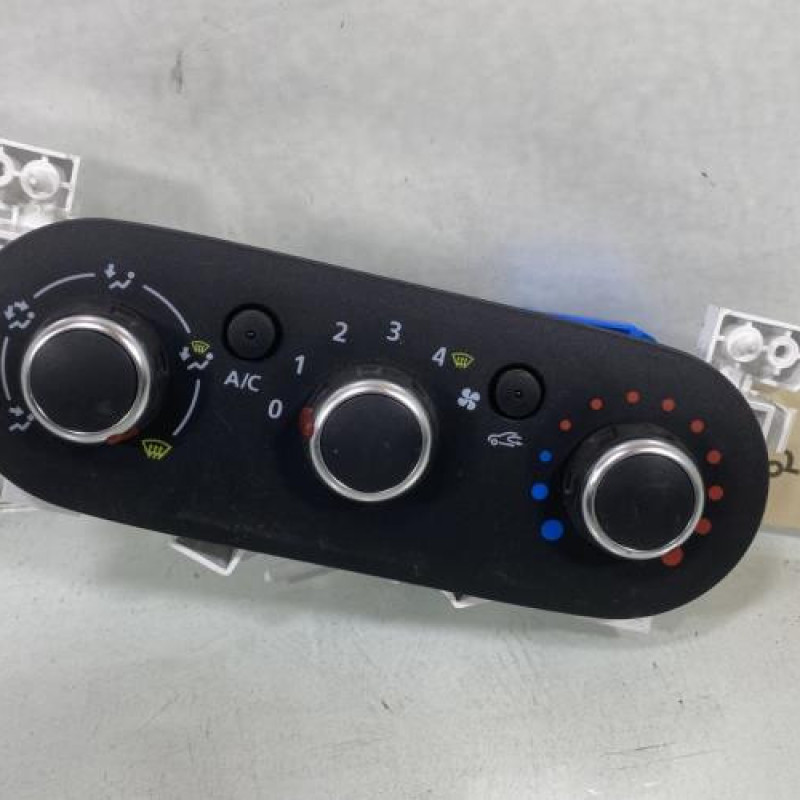 Commande chauffage RENAULT TRAFIC 3 COURT Photo n°1