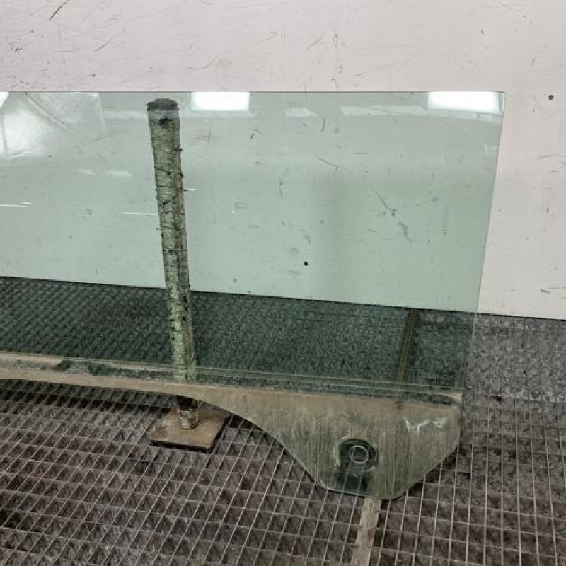 Vitre avant gauche MINI MINI 2 R55 Photo n°3