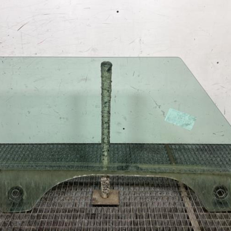 Vitre avant gauche MINI MINI 2 R55 Photo n°4