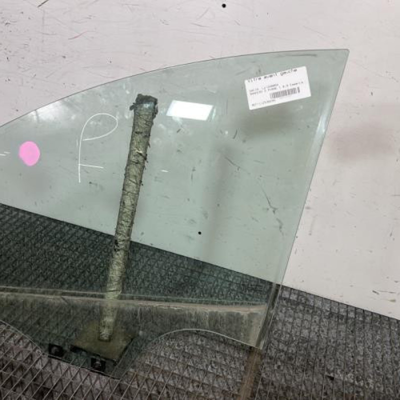 Vitre avant gauche DACIA SANDERO 2 Photo n°3