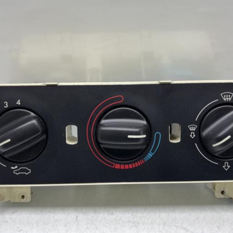 Commande chauffage PEUGEOT 306 Photo n°1