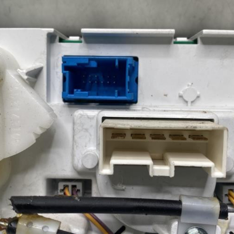 Commande chauffage FIAT GRANDE PUNTO Photo n°3