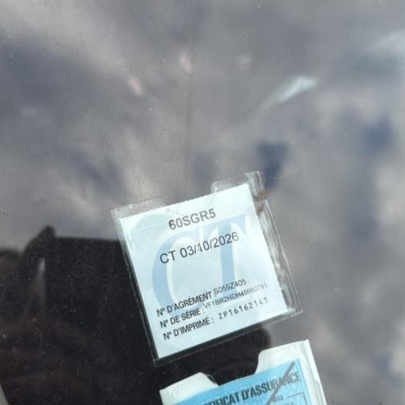 Poignee interieur arriere droit RENAULT CLIO 3 Photo n°19