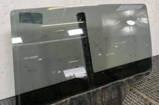 Vitre arriere gauche PEUGEOT 2008 1