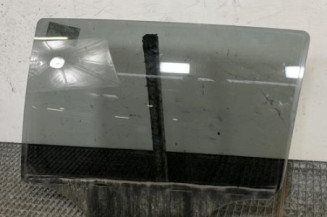 Vitre arriere gauche PEUGEOT 2008 1