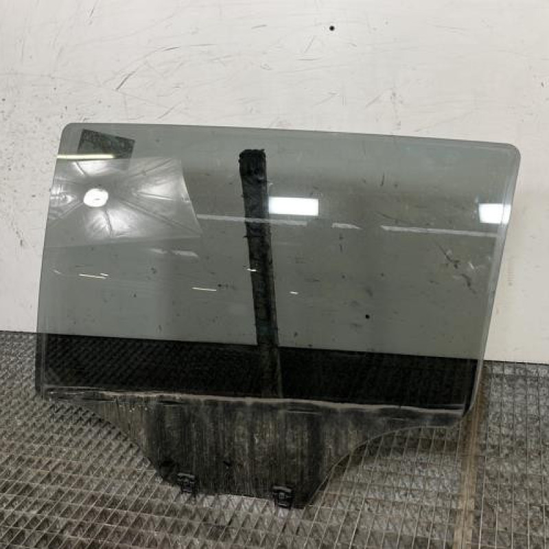 Vitre arriere gauche PEUGEOT 2008 1 Photo n°3