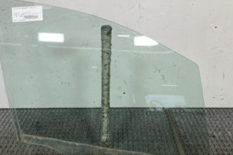 Vitre avant droit PEUGEOT 2008 1 Photo n°1