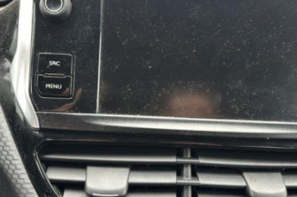 Vitre avant droit PEUGEOT 2008 1