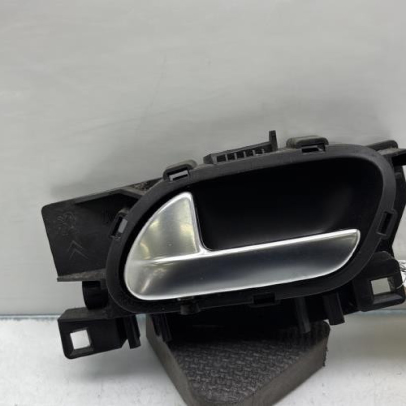 Poignee interieur avant gauche PEUGEOT 208 1 Photo n°1