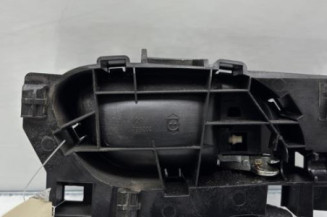 Poignee interieur avant gauche PEUGEOT 208 1