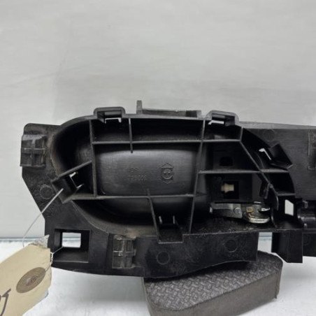 Poignee interieur avant gauche PEUGEOT 208 1