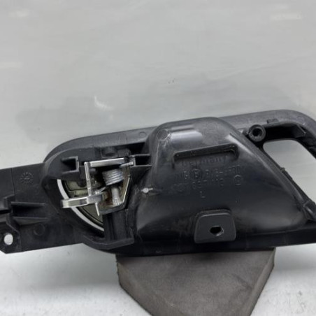 Poignee interieur avant gauche VOLKSWAGEN SCIROCCO 3