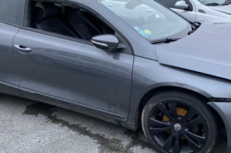 Poignee interieur avant gauche VOLKSWAGEN SCIROCCO 3