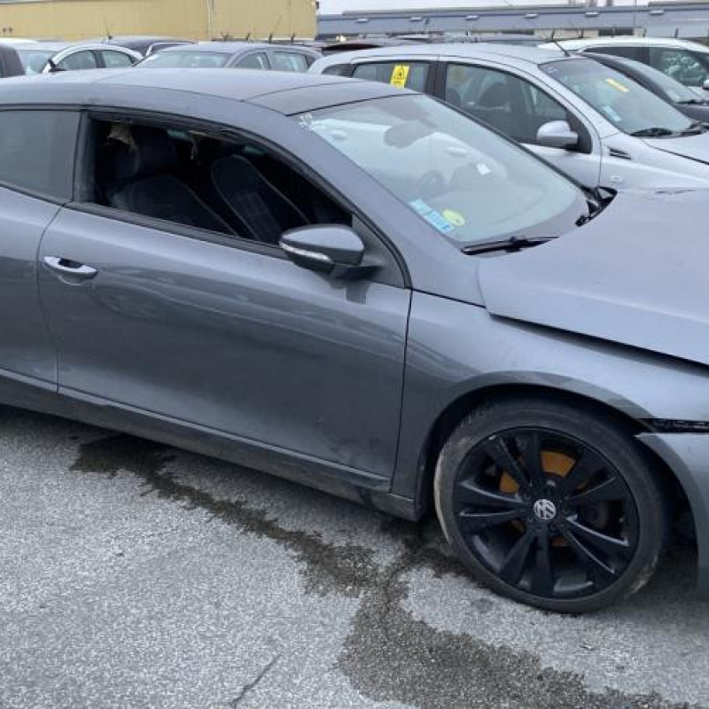 Poignee interieur avant gauche VOLKSWAGEN SCIROCCO 3 Photo n°20