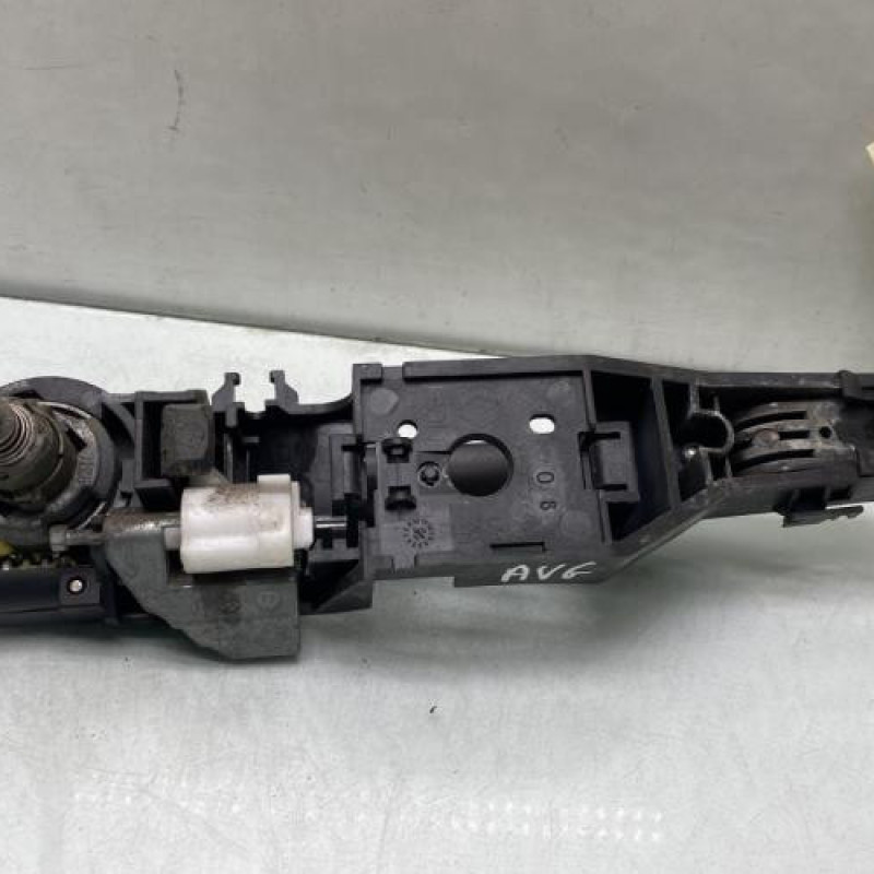 Poignee porte avant gauche RENAULT CLIO 3 Photo n°3