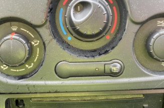 Poignee porte avant gauche RENAULT CLIO 3