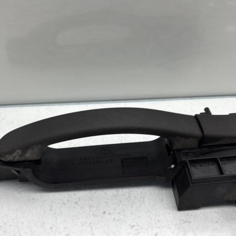 Poignee porte avant droit FORD FIESTA 5 Photo n°2