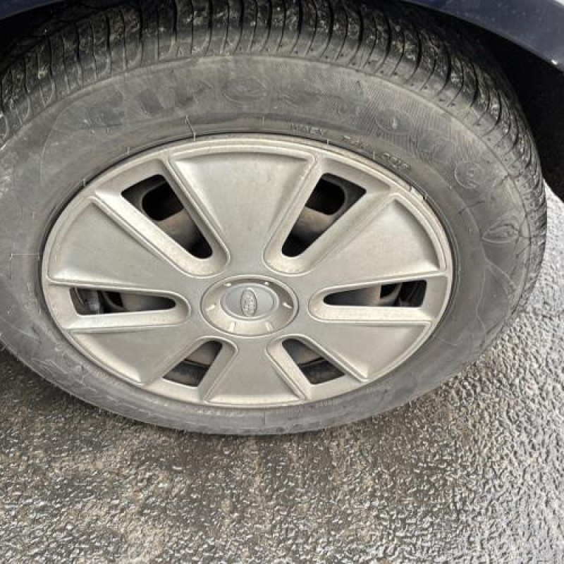 Poignee porte avant droit FORD FIESTA 5 Photo n°19