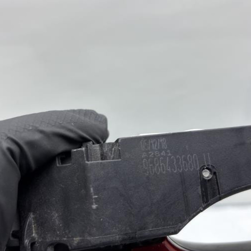 Poignee porte avant droit PEUGEOT 308 2 Photo n°5