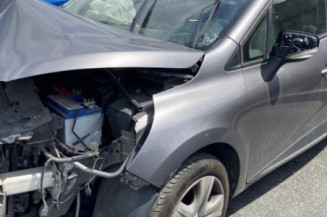 Poignee porte arriere gauche RENAULT CLIO 4