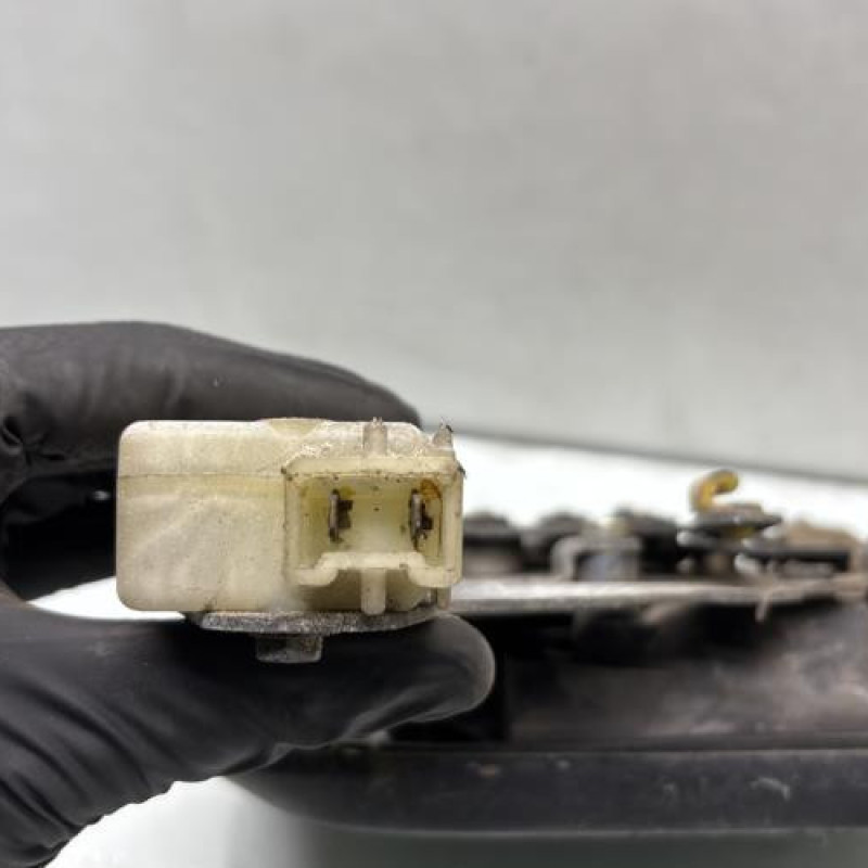 Poignee porte coffre droit IVECO DAILY 3 Photo n°2