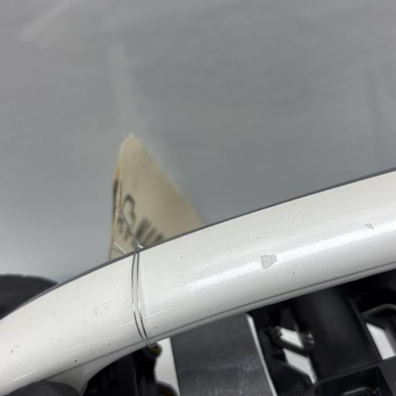 Poignee porte avant gauche MERCEDES CLASSE CLS 219 Photo n°2