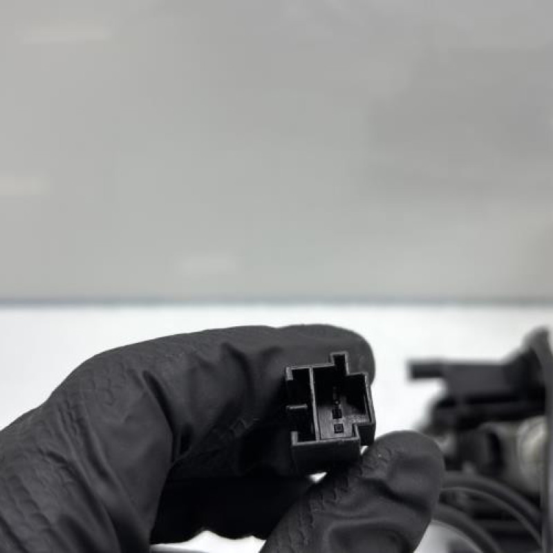 Poignee porte avant gauche MERCEDES CLASSE CLS 219 Photo n°4