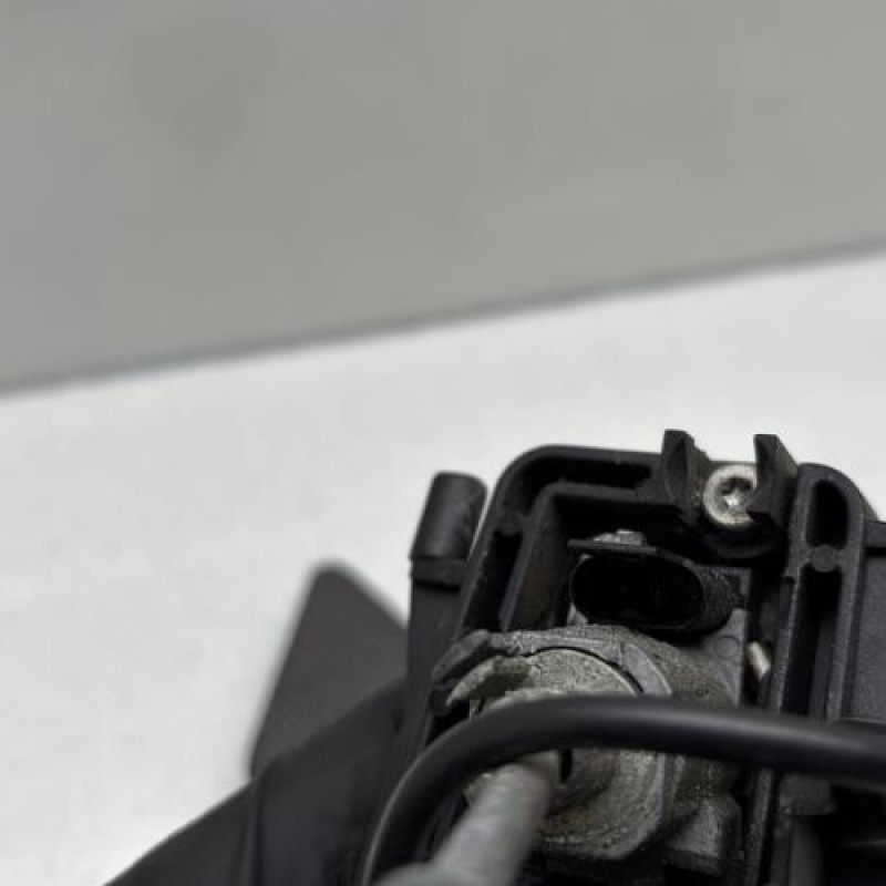 Poignee porte avant gauche MERCEDES CLASSE CLS 219 Photo n°5