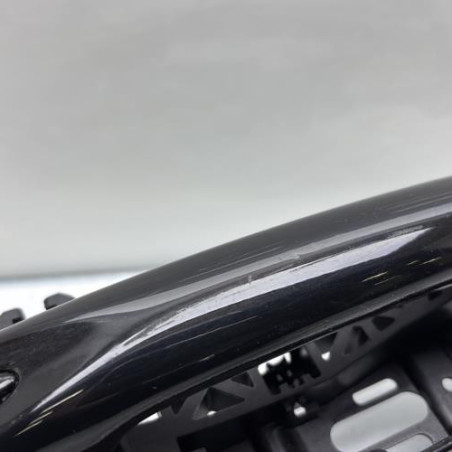 Poignee porte avant droit RENAULT CLIO 4