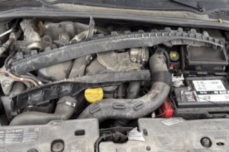 Poignee porte avant droit RENAULT CLIO 4