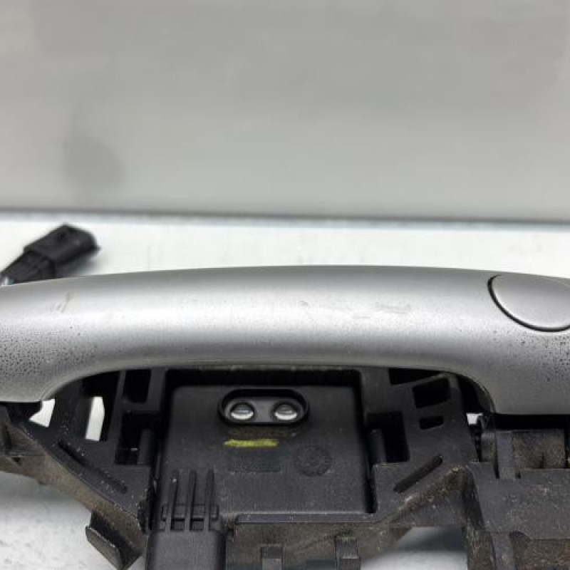 Poignee porte arriere droit RENAULT SCENIC 2 Photo n°2