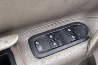 Poignee porte avant droit RENAULT SCENIC 2