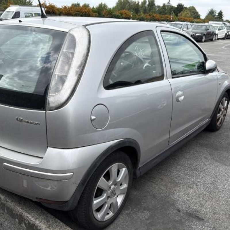 Poignee porte avant gauche OPEL CORSA C Photo n°6