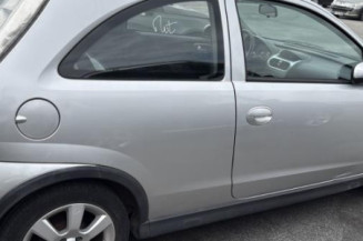 Poignee porte avant gauche OPEL CORSA C