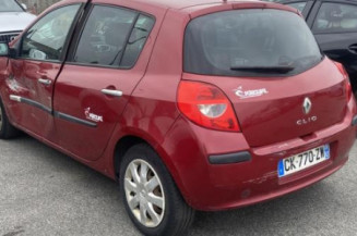 Poignee porte arriere gauche RENAULT CLIO 3