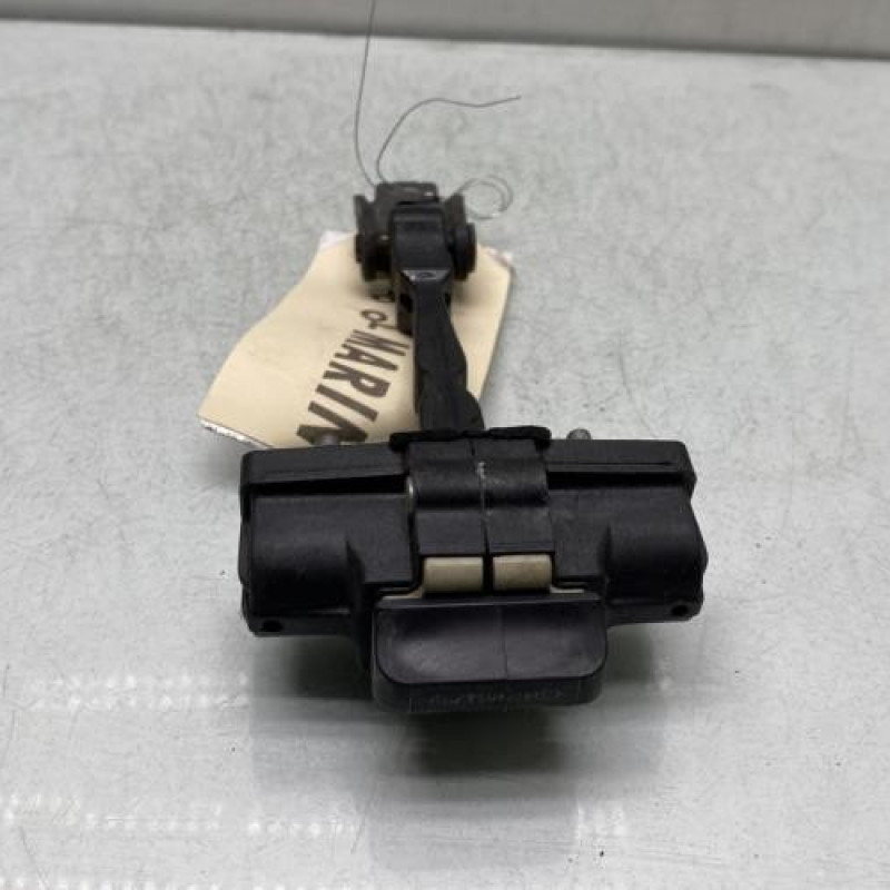 Arret de porte avant gauche RENAULT CLIO 4 Photo n°3