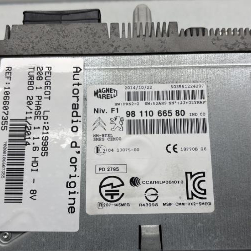 Autoradio d'origine PEUGEOT 208 1 Photo n°2