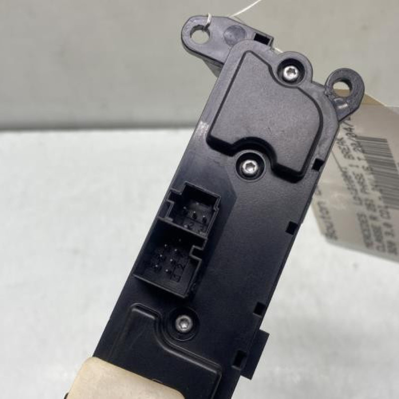 Bouton de warning MERCEDES CLASSE R 251 Photo n°4