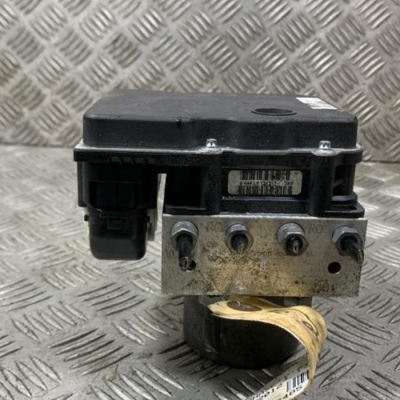 Bloc ABS (freins anti-blocage) CITROEN DS5 Photo n°4